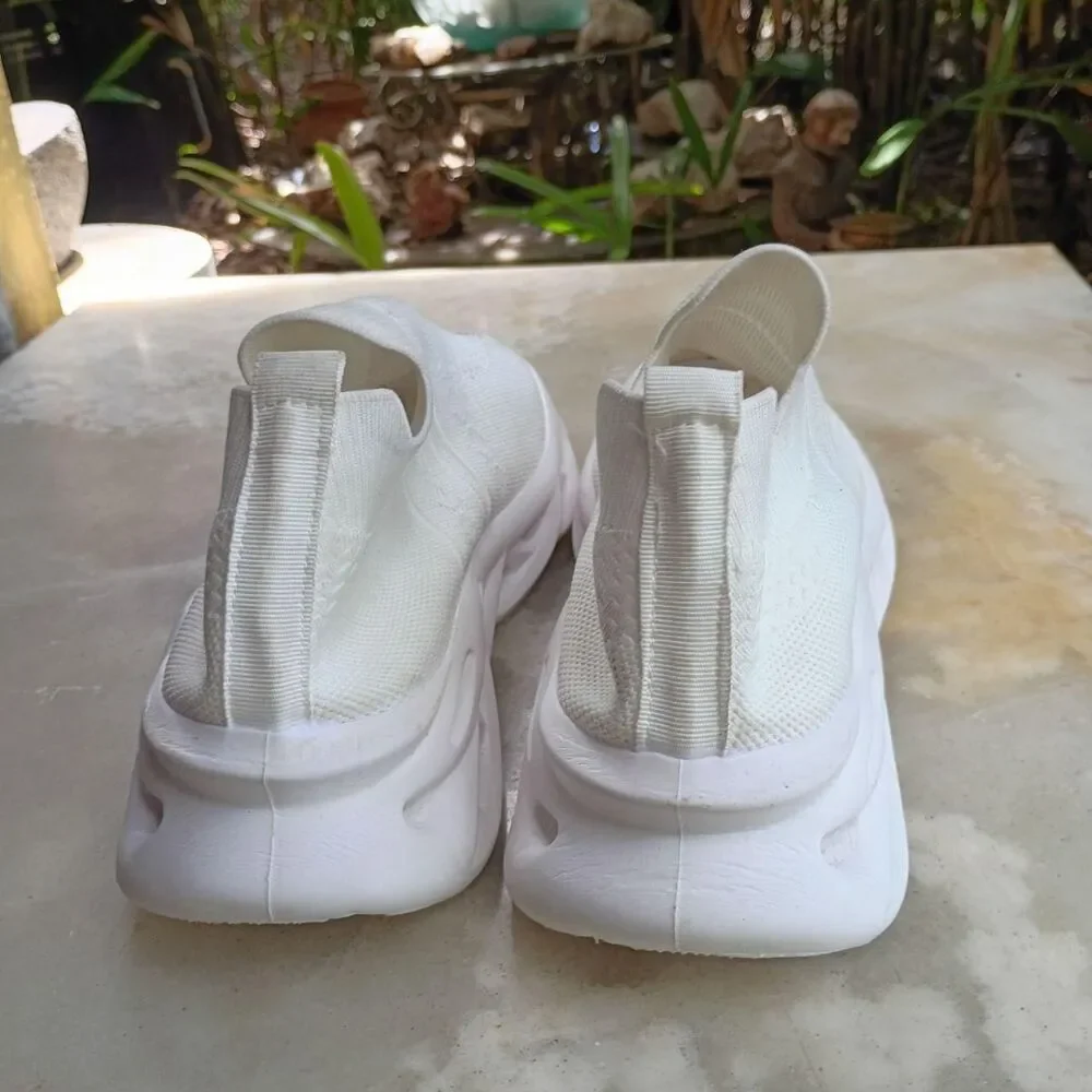 Unbranded Men's White Trainers